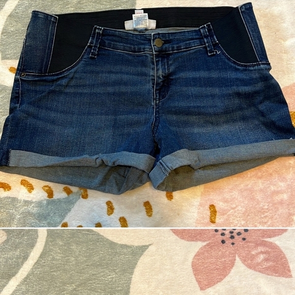 Pants - Maternity shorts